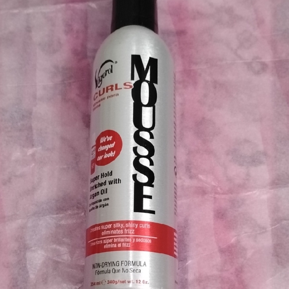 Vigorol Curl Mousse For Hair Make Curls Smells Amazing 😍 NWOT